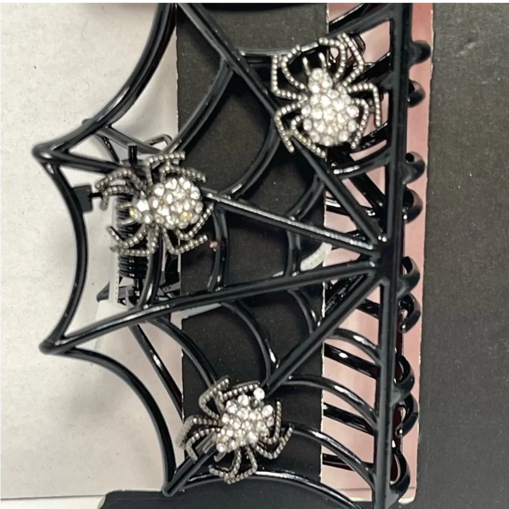 NWT ⚜️🖤⚜️ Piper K HALLOWEEN Hair Claw Clips Spooky Spiders & Spider Webs